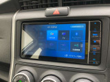 ブルートゥースに接続することにより、スマホに入ったお気に入りの音楽を車内で楽しむことができます♪あると本当に便利な機能になっています!