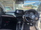 シックなデザインで統一された車内がかっこいいです