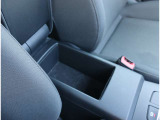 Audi正規ディーラーが高品質をお約束。高度な訓練・教育を受けたAudi専任メカニックが、100項目にもおよぶ精密な点検を実施いたします。すべてをクリアしたAudi車だけが、あなたのお手元に届けられるのです。