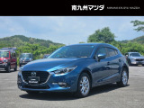 中古車専門再生工場にて熟練専任スタッフが丁寧に清掃、仕上げを実施しております。また、お客様に安心してご検討いただける様、公取協が定める基準に基づき車両検査を実施し、車両状態評価証を発行しております。