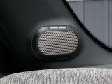 アメリカのオーディオブランドであるharman/kardon製スピーカーシステム搭載!