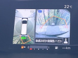 【アラウンドビューモニター】専用のカメラにより、上から見下ろしたような視点で360度クルマの周囲を確認することができます☆死角部分も確認しやすく、狭い場所での切り返しや駐車もスムーズに行えます。
