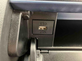 3.「認定中古車カルテ」は、走行距離や修復歴に加えてキズ・凹みの有無・状態や消耗品の交換、過去の整備状況がわかります。