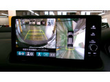 Hondaセンシングの機能のひとつ、アダプティブクルーズコントロール付。アクセルから足を離しても設定したスピードと前車との車間を保ち走行してくれます。車線維持もアシスト。高速道路で疲労軽減ですね。