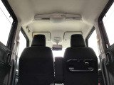 天井も綺麗です☆私は中古車を見るときに天井を良く見るようにしています☆ここが綺麗な車は車内が綺麗なことが多いです☆