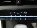 設定で室内温度を一定に保つオートエアコン。