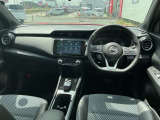 当店の展示車はすべてルームクリーニング済みです☆是非シートに座って室内もしっかりご確認ください!