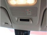 SOSコール搭載!NissanConnec(有料)にご加入頂くと、緊急時に専門のオペレーターにつながるSOSコールや、乗る前エアコン、ドアtoドア ナビ、無線での地図更新などさまざまサービスで科的なカーライフ!