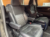 ◆LIBERALAは、輸入車選びの新たなスタイルを提案するインポート・セレクト・ブランドです。オーナー様となる方がクルマから直接感じる感性を第一にした、最良の一台との出会いをコーディネートいたします。