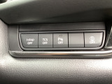 DSC(横滑り防止機構)やBSM(隣車線上の側・後方からの車両接近を通知)、LDWS(車線逸脱警報システム)で安全運転をサポート!