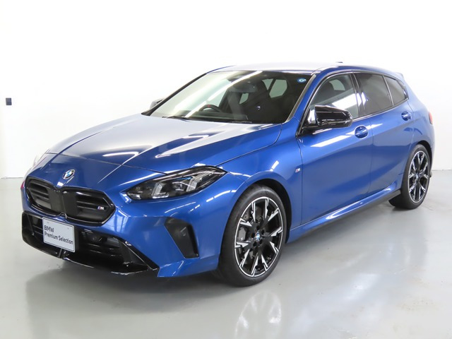 1シリーズ M135 xドライブ 4WD 