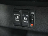 ◆両側電動スライドドア◆狭い駐車場でも乗り降りが楽々♪お子様が隣の車にドアを当ててしまう心配もございません!小さなお子様連れの方もこれで安心。