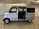 スライドドアはお荷物の積み下ろしがスムーズにできます。