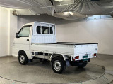 当社でご購入頂いた全ての車両はご納車前、エンジンオイル交換・ワイパーゴム・ブレーキ点検・調整・その他確認の上ご納車いたします。