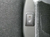 運転席&助手席にシートヒター完備!寒い時期でも快適にしてくれます♪