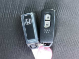 便利なスマートキー2個付きです。