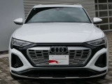 Q8 e-tron 55 クワトロ Sライン 4WD 