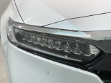 LEDヘッドライトは、点灯の瞬間から最大光量を発揮し、突然暗くなるトンネルなどでの安定感を高めます。