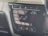 【 オートエアコン 】車内温度を感知して自動で温度調整をしてくれるのでいつでも快適な車内空間を創り上げます!//
