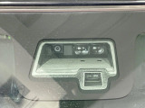 【スズキ セーフティサポート】走行中に前方の車両等を認識し、衝突しそうな時は警報とブレーキで衝突回避と被害軽減をアシスト。より安全にドライブをお楽しみいただけます。