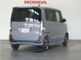 ◆障害物センサー◆車庫入れの時などに近くに障害物がある場合、障害物までの距離を音で知らせてくれます。