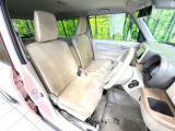 運転席シート廻りは使用感も少なく、良好な状態となっています。丁寧に使われていたことがよくわかりますね。