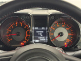 【メーターまわり】ドライバーから見やすい位置にあって安全運転に寄与します。マルチインフォメーションディスプレイでは、クルマに関するたくさんの情報を確認可能。