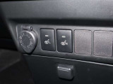 運転席と助手席にシートヒーターも装備♪寒い日にぴったりの装備ですね