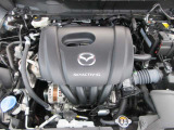 「SKYACTIV-G(ガソリン)」は、規格外の高圧縮を実現し、世界のエンジン技術者に驚きを与えました。さらに、それを維持したままノッキングの発生を抑え、熱効率を向上、走りにも寄与したエンジンです。