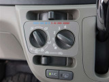 サービス工場完備。車検・メンテもお任せください!