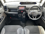 店舗にて現車の確認もいただけますので、お電話で在庫のご確認の上是非ご来店くださいませ。