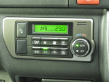 オートエアコンを装備しておりますので、四季を通じて車内を快適な温度に保つことが出来ます!高級感が有りますね!