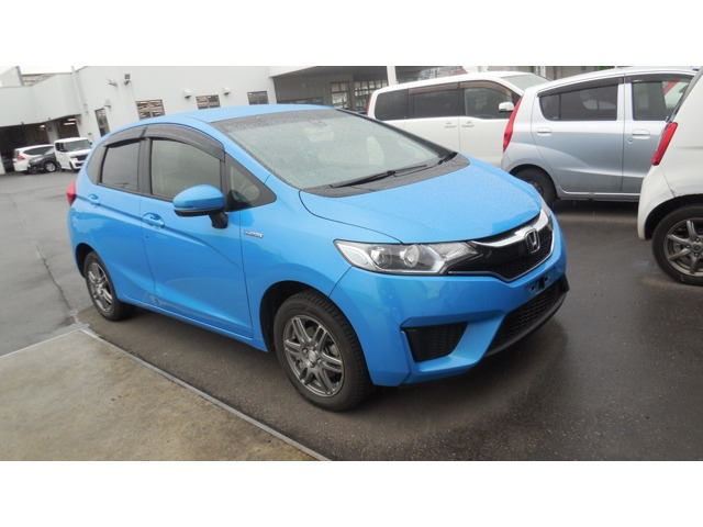 フィット 1.5 ハイブリッド Lパッケージ 4WD 