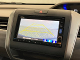 【バックカメラ】リバースにするだけで映ります、後方の安全確認や、狭い駐車場での車庫入れ、雨の日や夜間など視界の悪い時に便利です!安全にバックする為には欠かせない装備です。