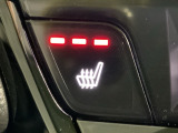 運転席&助手席シートヒーター付で、寒い日も快適です。