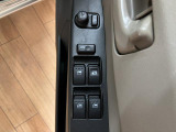 電動格納ドアミラー装備しています★車内からドアミラーの折り畳みや鏡面の調節を行うことが可能です★