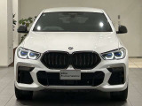 BMWを熟知したメカニックによる、360度の納車前点検。ドイツ本国と同様の教育・訓練を受けたメカニックが徹底的に点検、整備した後にお客様にお引渡しします。