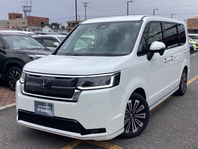 ステップワゴン  2.0 e:HEV スパーダ プレミアムライン
