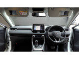 見通しのよいすっきりとした視界で、誰でも運転しやすいです。運転のしやすさは疲れにくさにも繋がりますよ♪