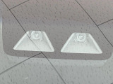 【アイサイトVer2】前方の車両等を検知し、衝突しそうな時は警報で注意を促し、ブレーキを踏む力をサポート。ブレーキを踏めなかった場合は衝突被害軽減ブレーキが作動、衝突回避をサポートします。