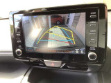 パックモニタ-も装備しております。車庫入れの苦手なお客様、もうご心配いりません。重宝してくれると思います。