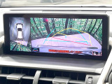 【パノラミックビューモニター】専用のカメラにより、上から見下ろしたような視点で360度クルマの周囲を確認することができます☆死角部分も確認しやすく、狭い場所での切り返しや駐車もスムーズに行えます。