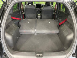 普段のお買い物や通勤、送迎等に十分な荷室スペースを確保しております。セカンドシートを倒すと、大きな荷物の積載も可能です♪