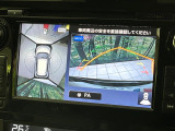 【アラウンドビューモニター】専用のカメラにより、上から見下ろしたような視点で360度クルマの周囲を確認することができます☆死角部分も確認しやすく、狭い場所での切り返しや駐車もスムーズに行えます。