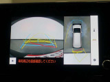 パノラミックビューモニター付きで、車両の周囲を確認することができるので安心できますね♪