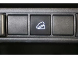 DAC(ダウンヒルアシストコントロール)搭載です。スイッチ操作で降坂時の車速を一定の低車速にキープして車両安定性を確保し、下り坂での走行をサポートします。