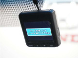 ◆ドライブレコーダー◆映像・音声などを記録する自動車用の装置です。 もしもの事故の際の記録はもちろん、旅行の際の思い出としてドライブの映像を楽しむことができます。