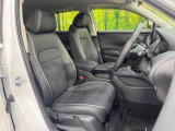 運転席シート廻りは使用感も少なく、良好な状態となっています。前オーナー様が丁寧に使っていたことがよくわかりますね。