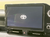 【純正ナビ】人気の純正ナビを装備しております。ナビの使いやすさはもちろん、オーディオ機能も充実!キャンプや旅行はもちろん、通勤や買い物など普段のドライブも楽しくなるはず♪