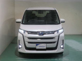 明度の高いLEDヘッドライトで、夜間の運転も安心です。